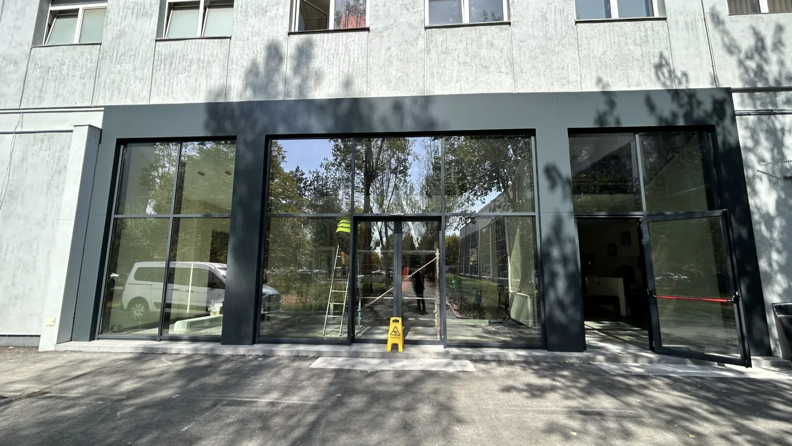 Fatada fabrica