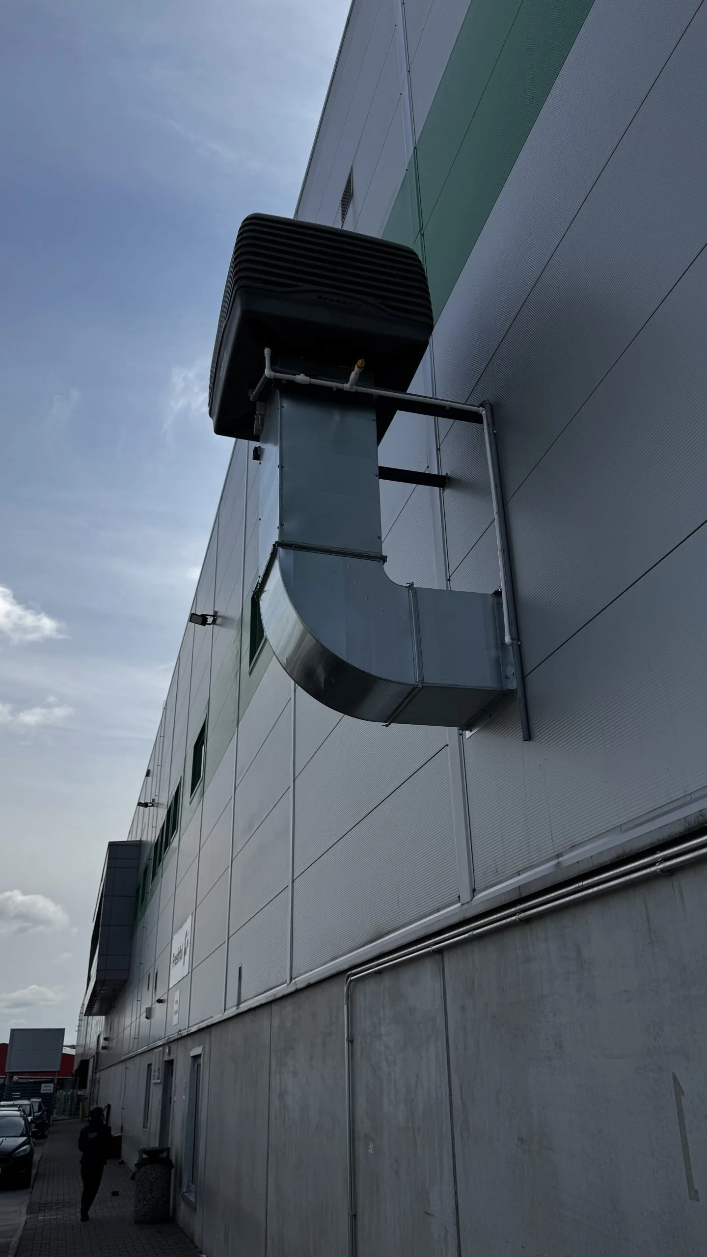 sistem de ventilatie adiabatic